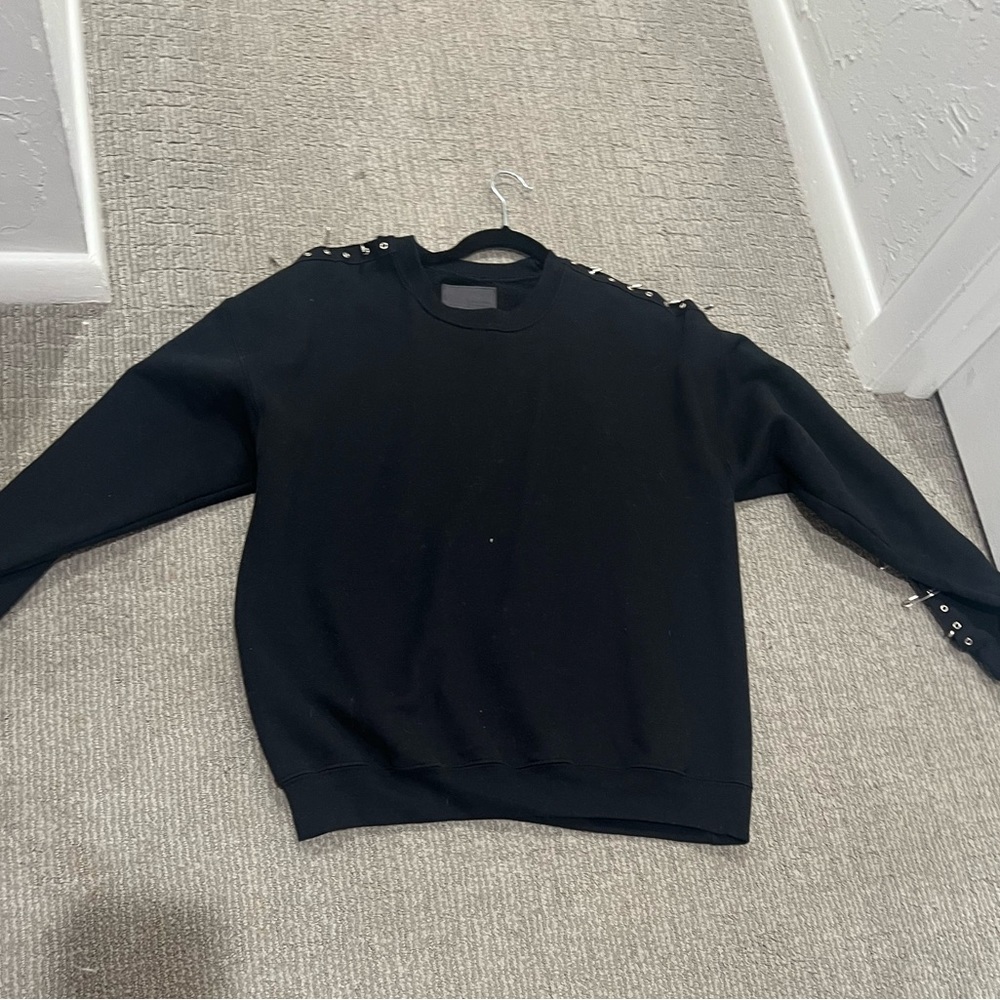 LF BLACK CREWNECK - Picture 4 of 4
